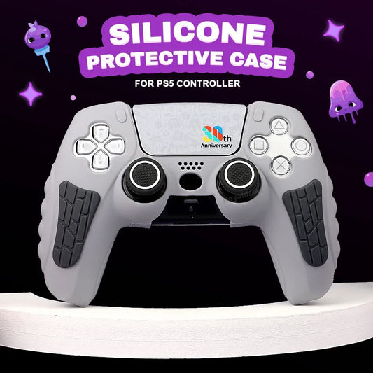 🎮 Custodia in Silicone Anti-Scivolo + Thumb Grips per Controller PS5 / Slim / Pro – Edizione Grigia 30° Anniversario